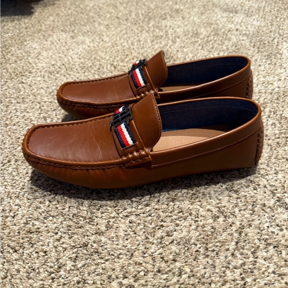 Tommy Hilfiger Atino Slip On Driver Loafer - Picture 1 of 5